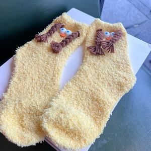 ถุงเท้าขนปุยสำหรับใส่ในฤดูหนาวรองเท้ามีตาโต - Product Image 5