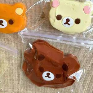 Jouet <span class=keywords><strong>pour</strong></span> jeunes en silicone de qualité alimentaire, style Xiaohongshu, tête d'ours à presser, sensation de boue crémeuse, rebond lent, design attrayant - Product Image 3