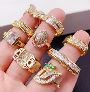 Cincin Kawin Lanson Arab <span class=keywords><strong>Saudi</strong></span> Cincin Wanita Mewah Desain Perhiasan Zirkon Mewah Terbaru Cincin Emas Campuran Grosir - Product Image 3