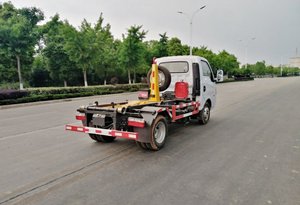 Factory <strong>Price</strong> Easy to Use Mini 3Ton Hook Lift <strong>Garbage</strong> <strong>Truck</strong> <strong>Garbage</strong> Dump <strong>Truck</strong> with Sell Like Hot Cakes - Product Image 4