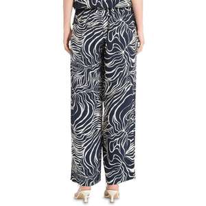 Lightweight Straight Fit Pants For Women Designed With Soft <b>Fabric</b> Flow Supporting Comfort And Natural Movement Throughout Day - Product Image 6