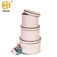 Boîtes cadeaux cylindriques élégantes en papier recyclable, boîtes rigides avec logo en UV/estampage à chaud, ensemble cadeau personnalisable