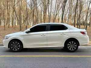 Peugeot 2017 301 1.6 Edición Comfort, Transmisión Automática - Product Image 4