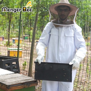 New Menger Bee FR-7 Plastic Beehive Deep <b>Frames</b> <b>Black</b> Reusable Beehive Foundation - Product Image 6