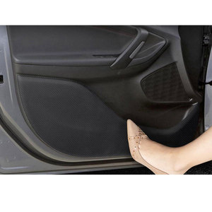Tappetino anti-kick per portiera auto in fibra di carbonio protettivo per <span class=keywords><strong>chevrolet</strong></span> <span class=keywords><strong>trax</strong></span> tracker 2019 2020 2021 2022 <span class=keywords><strong>accessori</strong></span> interni - Product Image 1