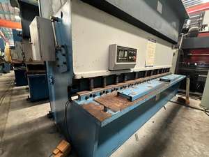 Machine à cisaillement à bras oscillant hydraulique QC12Yx4000 d'<span class=keywords><strong>occasion</strong></span> Largeur maximale de cisaillement 4000 mm - Product Image 2