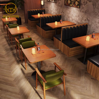 Chaises et tables de restaurant modernes en bois massif RuanMin avec banquettes en cuir PU pour hôtels, bars et restaurants haut de gamme