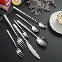 Ensemble de couverts en acier inoxydable à motif serpent, couteau à steak, fourchette et cuillère, vaisselle de table occidentale pour hôtel et restaurant
