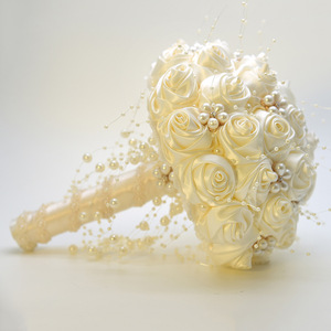 S1399A 2025 Nuevo Paquete Grande de Rosas Artificiales para Boda, Decoración Romántica con Forma de Cielo Estrellado, Ramo de Rosas Blancas - Product Image 2