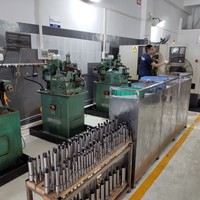 Polea tensora plana de aleación de aluminio y acero inoxidable con rodamiento de tensión trasera, fabricada en China