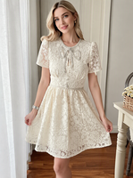 Robe Courte Femme Personnalisée OEM ODM en Dentelle Taille Haute à Manches Courtes avec Nœud et Strass pour l'Été – Idéale pour les Fêtes Décontractées