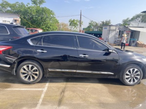 Nissan Teana Duke 2.5L XV Honor Edition 2014 - Sedán Usado de Gasolina con Transmisión CVT, Asientos de Cuero y Techo Corredizo - Product Image 5