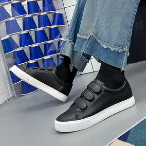 รองเท้าสเก็ตสามสายรัดหนังเทียมระบายอากาศได้ดี รองเท้าลำลองผู้ชาย รองเท้าส้นเตี้ยผู้หญิง - Product Image 4