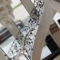 Éléments décoratifs en acier forgé sur mesure en gros pour escaliers, rampes, portails, portes, ornements écologiques
