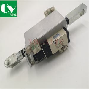 SM74 PM74 مكبس الانطباع اسطوانة هوائية D63 H18 M2.184.1011 - Product Image 2