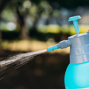 Pulvérisateurs portatifs à main pour brume d'eau, pulvérisateur domestique en plastique sous pression 3L, pulvérisateur de jardin à pression d'air, vente en gros usine - Product Image 4
