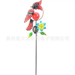 Lámpara Solar de Jardín con Forma de Pájaro Cardenal Rojo, Decoración de Hierro Forjado LED, Resistente al Agua, para Exteriores - Product Image 3