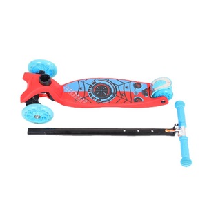 Trottinette pour enfants, roues clignotantes réglables en hauteur, 3 roues pliables, pour enfants de 3, 6, 7, 14 ans - Product Image 3