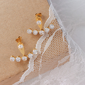 Luxe Femmes Trois Trous Réglable En Acier Inoxydable Or Filles Boucles D'oreilles Goujons Rond Cubique Zircone Lunette Réglage - Product Image 3