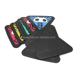 Marquage <span class=keywords><strong>de</strong></span> terrain <span class=keywords><strong>de</strong></span> football Matériau PVC durable Cône <span class=keywords><strong>de</strong></span> balle Équipement d'entraînement <span class=keywords><strong>de</strong></span> football MAICCA MK-8104-2 20cm Couleurs personnalisées ODM - Product Image 6