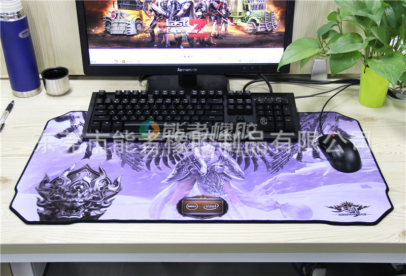 Tapis de bureau gaming - Cybercafé