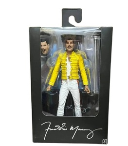 Figura de Acción de 7 Pulgadas de Fredy Mokery, Cantante Principal de Queen, NECA 42066 - Product Image 1