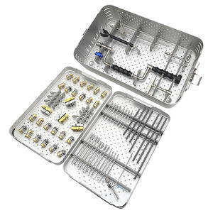 סט קיבוע אורתופדי חיצוני לגפיים עליונות לקיבוע חיצוני של שורש היד מסוג רדיוס סטרייקר רב-מפרקי - Product Image 1