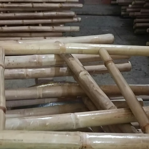 Échelle en bambou rustique fabriquée à la main de qualité supérieure pour la décoration intérieure et extérieure du Vietnam - Product Image 1