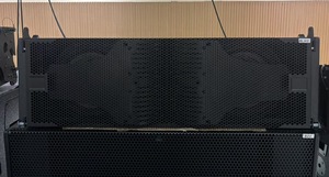 Système de sonorisation professionnel pour concerts en direct, Line Array, 2x12 pouces Neo LF, 4x5 pouces Neo MF, 3x2 pouces HF, 146 dB SPL - Product Image 3