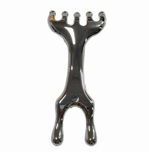 Peigne de massage multifonctionnel en métal couleur argent, masseur pour le pont nasal - Product Image 1