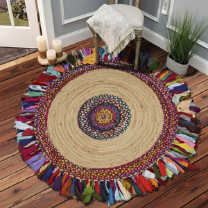 Alfombra redonda de Yute natural con flecos de tela multicolor. Textura atrevida. Disponible a precios de mayorista. - Product Image 1