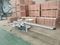 Scie à panneaux numérique horizontale de haute précision avec table coulissante automatique pour le travail du bois et du contreplaqué