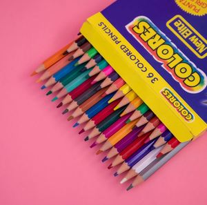 Ensemble de 6 crayons à dessin en plastique multicolores de 7 pouces - Product Image 2