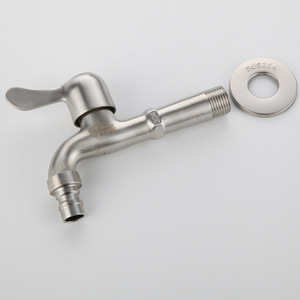 Grifo Extendido de Acero Inoxidable 304 con Acabado Cepillado para Montaje en Pared para Fregadero de Cocina - Product Image 1