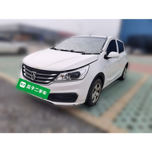 Guazi en stock Baojun 310 Essence 1.2 Turbo Manuelle Voiture d'occasion Traction avant 5 places Cuir Foncé R17 Gauche - Product Image 1