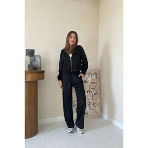 Elegante Conjunto de Traje de Terciopelo Negro para Mujer, 100% Poliéster, Transpirable, Ligero, Ropa de Moda - Product Image 5