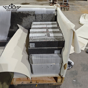 Carreaux de travertin basaltique noir de Hainan GOLDTOP, pierre naturelle pour la pose de carrelage extérieur et la construction de murs. - Product Image 3