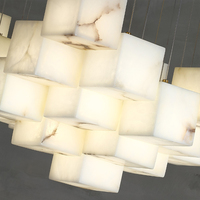 Lustre carré en albâtre ZeroUNO, abat-jour en marbre d'albâtre naturel, fabricants de luminaires en albâtre, éclairage design pour hôtels
