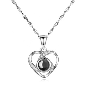 In Oro rosa Placcato 100 Lingue Per Dire <span class=keywords><strong>Ti</strong></span> <span class=keywords><strong>Amo</strong></span> Cuore Proiettata Del Pendente Della Collana - Product Image 2