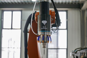 Six-axis <b>Articulated</b> <b>Robotic</b> Arm for Foam and Stone Processing with Automatic Tool Change 275Kg Load Capacity 380V/220V - Product Image 5
