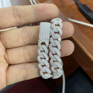 Suministro de fábrica, <span class=keywords><strong>precio</strong></span> de descuento de 8mm, pulseras de cadena cubana de moissanita helada de Plata de Ley 925 para unisex - Product Image 6