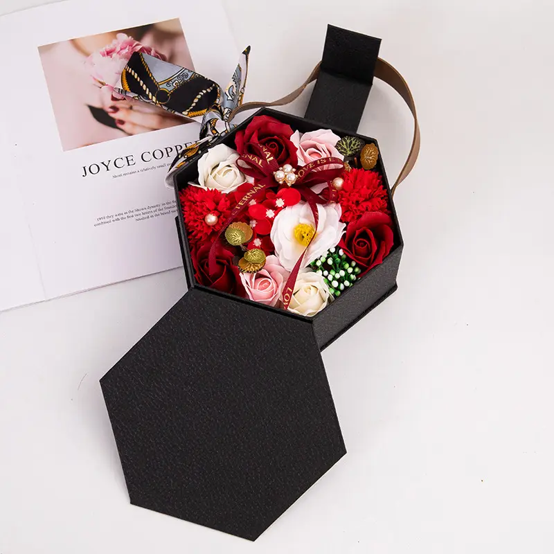 Valentine's day gift artificial rose soap flower portable creative romantic gift box with hand gifts for girlfriends