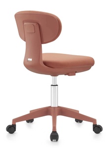 Chaise de bureau ergonomique moderne en cuir, design exécutif, réglable en hauteur, pivotante, avec appui-tête intégré pour le <span class=keywords><strong>travail</strong></span> sur ordinateur et les visites - Product Image 2
