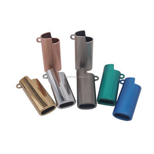 Vente en gros de différentes couleurs de porte-<span class=keywords><strong>briquet</strong></span> Mini J5 couvercle de manchon de <span class=keywords><strong>briquet</strong></span> en métal avec trous de porte-clés - Product Image 2
