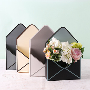 Yiwu <span class=keywords><strong>China</strong></span> proveedores barato al <span class=keywords><strong>por</strong></span> mayor plegable sobre tipo cartón papel lujo sobre flor caja <span class=keywords><strong>de</strong></span> embalaje para el día <span class=keywords><strong>de</strong></span> la madre - Product Image 6