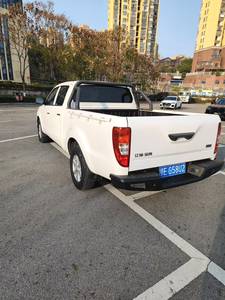 Pick-up d'occasion abordable Jiang Ling 2020 Baodian 2.5T 4x4 Édition Confort à châssis long, transmission manuelle, véhicule diesel d'occasion - Product Image 4