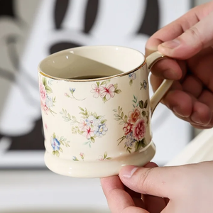 แก้วกาแฟเซรามิควินเทจลายดอกไม้สไตล์ยุโรป 290 มล. ทาสีทอง สำหรับดื่มน้ำชายามบ่าย อาหารเช้าที่บ้าน ของขวัญทางธุรกิจ ใส่นม ปลอดภัยสำหรับอาหาร - Product Image 4