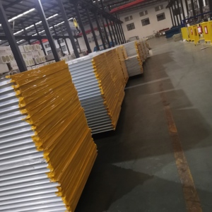 Panel de Lana de Roca Mecanizado con Clasificación de Resistencia al Fuego A1, Resistente a la Humedad e Insonorizado, para Talleres Farmacéuticos GMP - Product Image 2