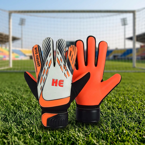 Gants de gardien de but de football professionnels orange et noir unisexes, personnalisables OEM, matériaux en maille, impression par sublimation sur le dos - Product Image 2