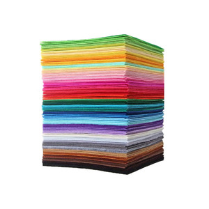 Maßgeschneiderte Farben Hochwertige RPET Nachhaltige Heimtextil-Rohmaterialien Stoff Vliesstoff - Product Image 6